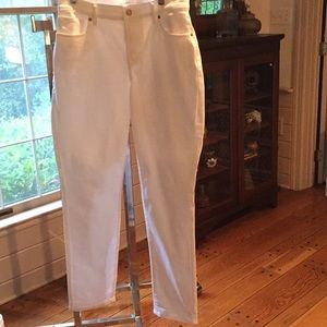 Women's Old Navy white denim jeans